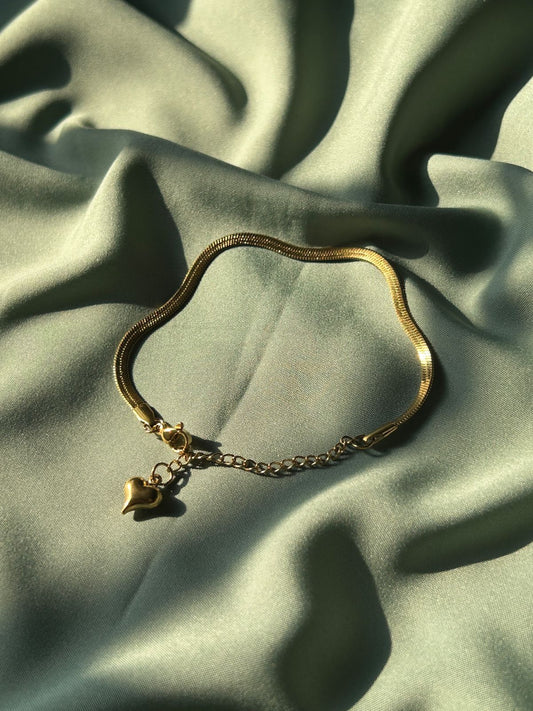 Sweetheart Gold Bracelet